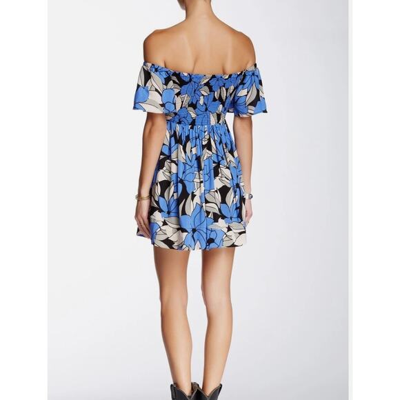 Free People Indigo Floral Smocked Mini Dress Boho Peasant Puff Sleeve Size M - Picture 2 of 11